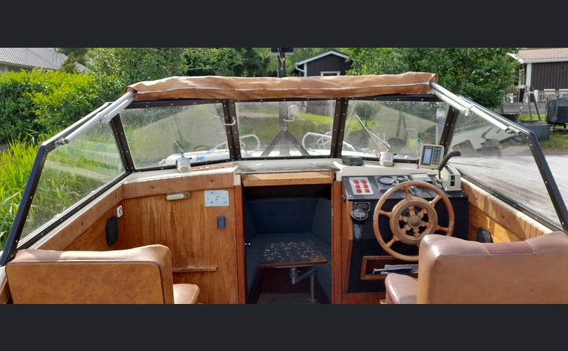 Hanto 24 Kabiinivene-kuva-9